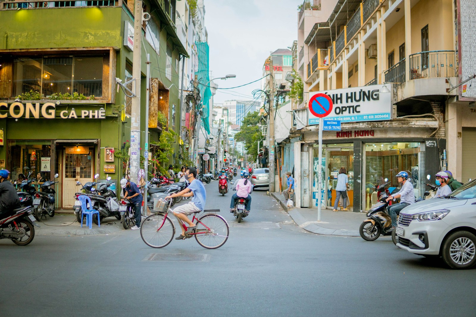 A street full of motorbikes in Ho Chi Minh City, Vietnam