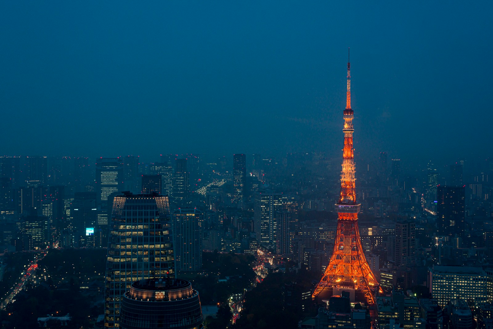 Tokyo Tower at night